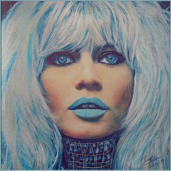 BB in blue on brusch alu